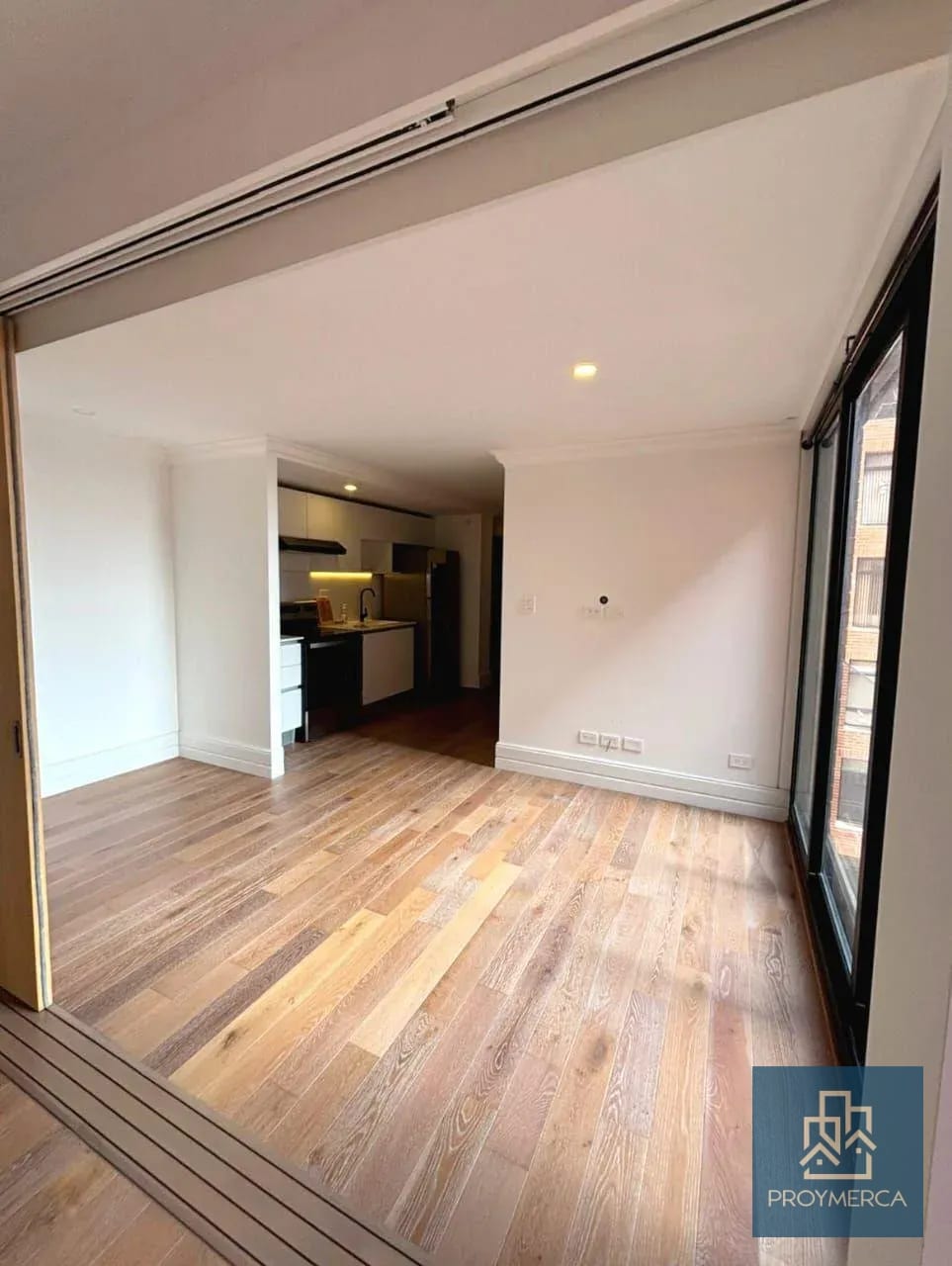 Apartamento en alquiler, Edificio Céntrico, Zona 5 — Apartamento en Alquiler en Céntrico, Zona 5, Guatemala, Ciudad — foto 5 de 11