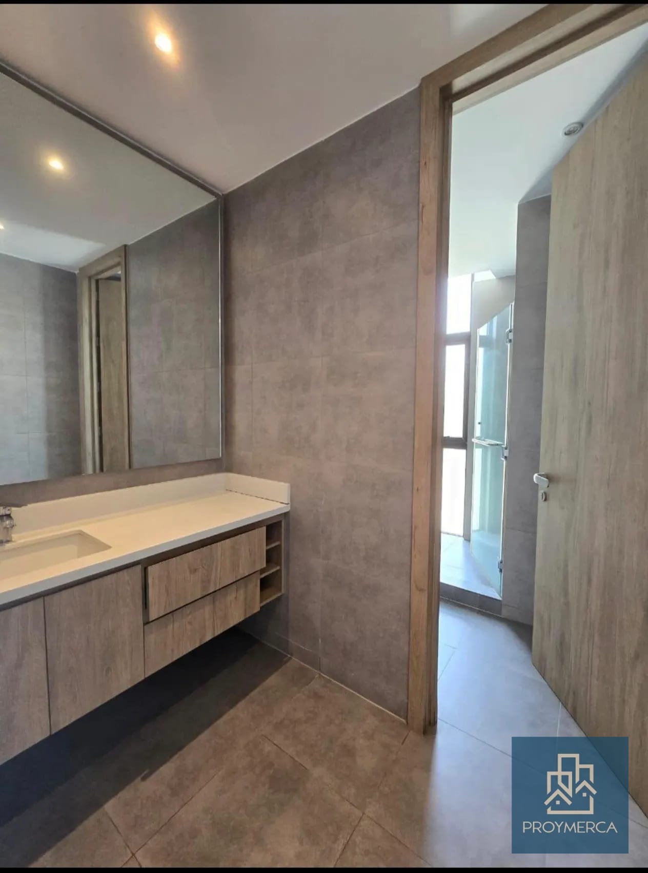 Amplio Apartamento en Alquiler zona 16 — Apartamento en Alquiler en Zona 16, Guatemala, Ciudad — foto 11 de 13