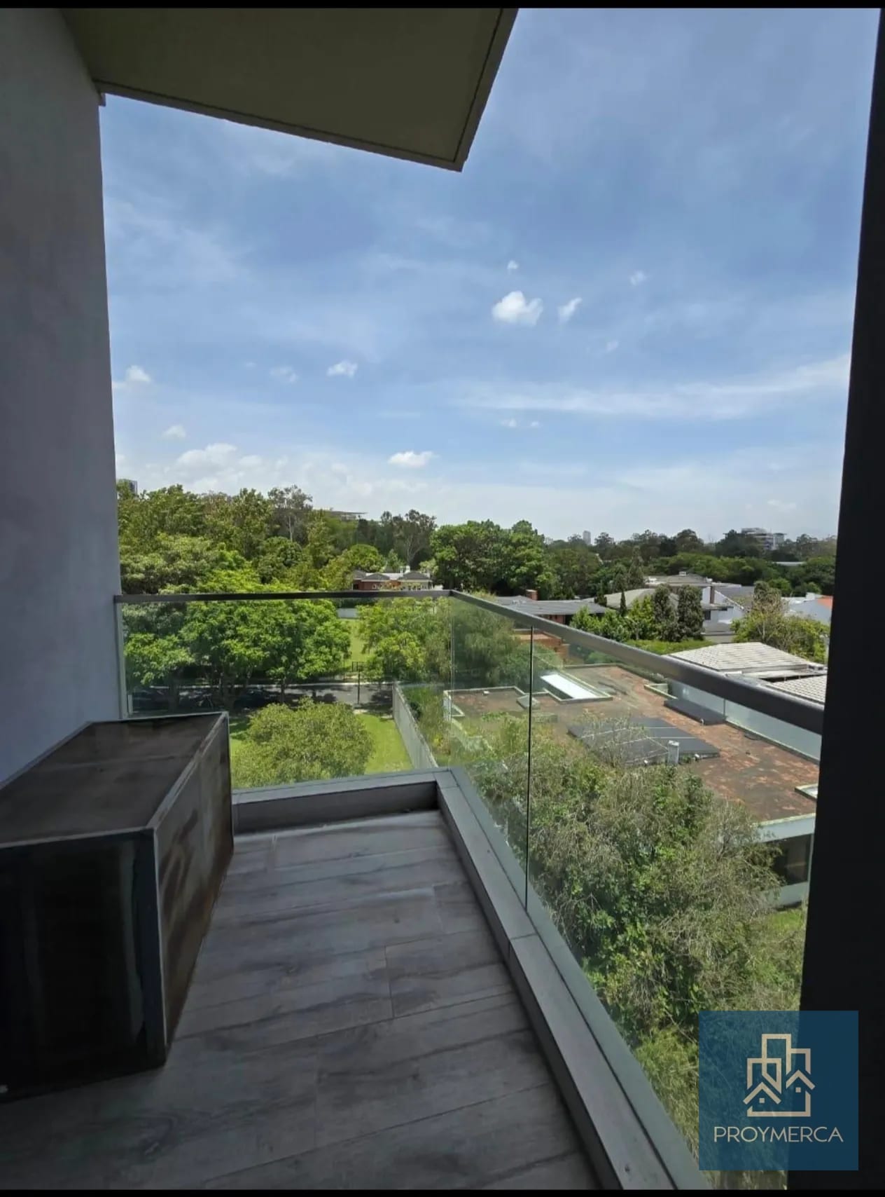 Amplio Apartamento en Alquiler zona 16 — Apartamento en Alquiler en Zona 16, Guatemala, Ciudad — foto 12 de 13