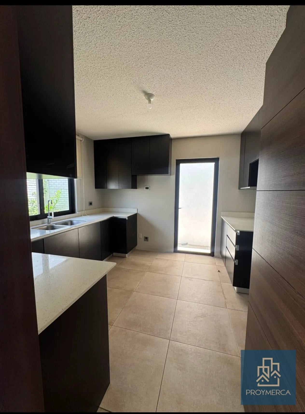 Casa en venta zona 16 — Casa en Venta en Home 16, Zona 16, Guatemala, Ciudad — foto 4 de 17