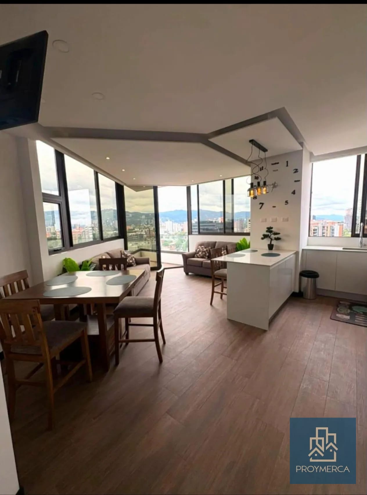 Apartamento Amoblado en Alquiler zona 10 — Apartamento en Alquiler en Diagoseis, Zona 10, Guatemala, Ciudad — foto 2 de 9