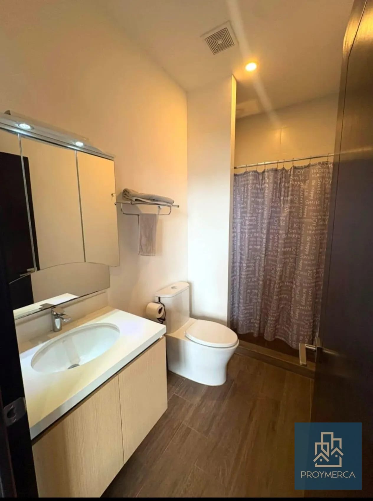 Apartamento Amoblado en Alquiler zona 10 — Apartamento en Alquiler en Diagoseis, Zona 10, Guatemala, Ciudad — foto 6 de 9