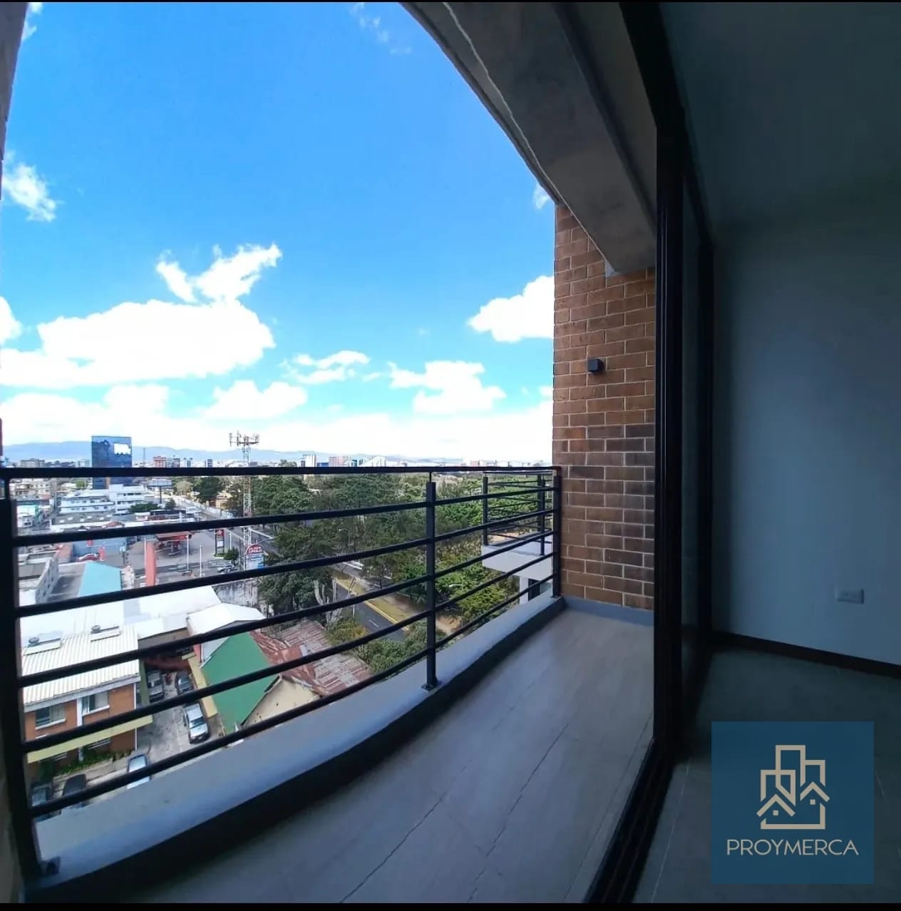 Apartamento en Alquiler zona 10 — Apartamento en Alquiler en Mira, Zona 10, Guatemala, Ciudad — foto 4 de 15