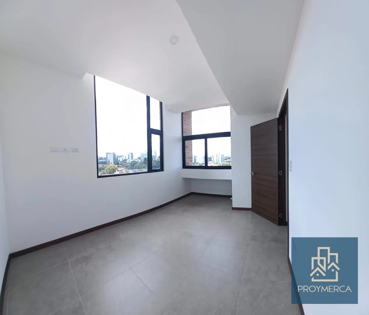 Apartamento en Alquiler zona 10 — Apartamento en Alquiler en Mira, Zona 10, Guatemala, Ciudad — foto 5 de 15