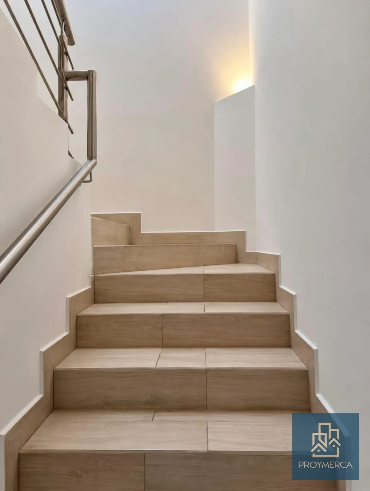 Casa en Venta Nogal de San Isidro zona 16 — Casa en Venta en Zona 16, Guatemala, Ciudad — foto 5 de 15