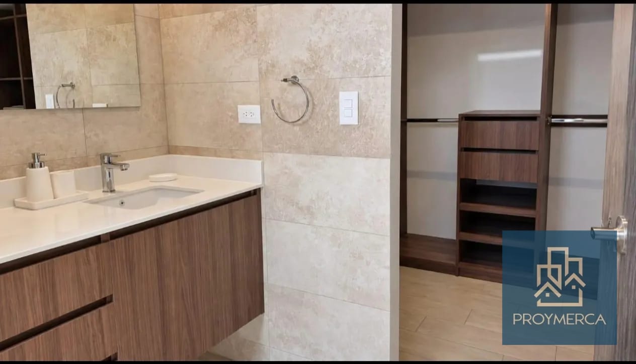 Casa en Venta Nogal de San Isidro zona 16 — Casa en Venta en Zona 16, Guatemala, Ciudad — foto 8 de 15