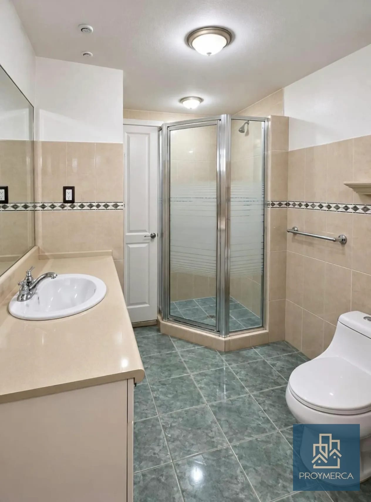 Apartamento en Alquiler zona 10 — Apartamento en Alquiler en Zona 10, Guatemala, Ciudad — foto 9 de 10