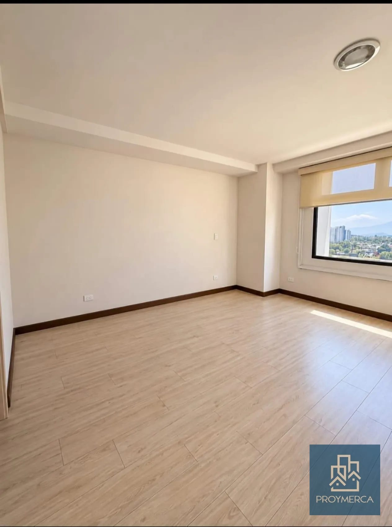 Apartamento en Alquiler zona 10 — Apartamento en Alquiler en Zona 10, Guatemala, Ciudad — foto 3 de 11