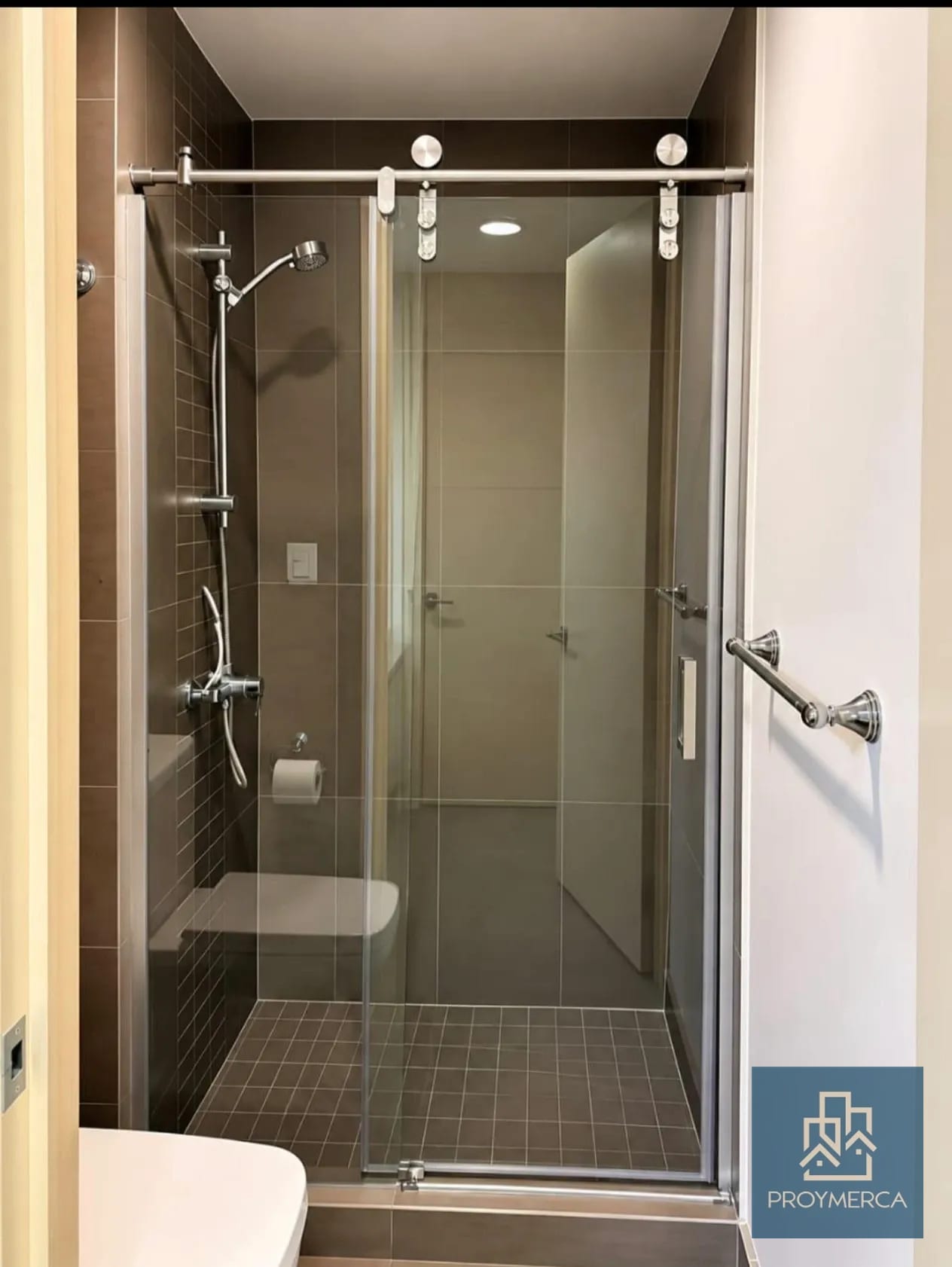 Apartamento en Alquiler zona 10 — Apartamento en Alquiler en Zona 10, Guatemala, Ciudad — foto 9 de 11