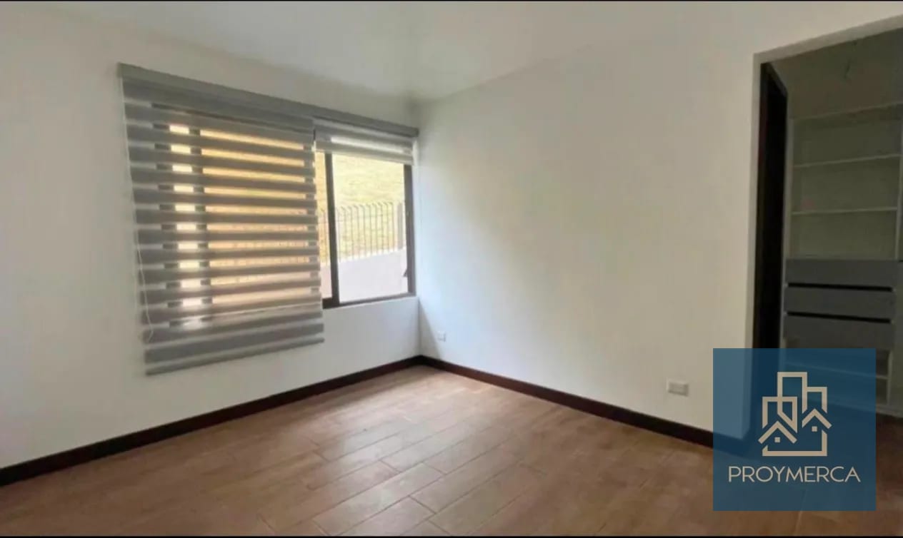 Preciosa Casa en Alquiler Lomas de San Isidro zona 16 — Casa en Alquiler en Zona 16, Guatemala, Ciudad — foto 8 de 13