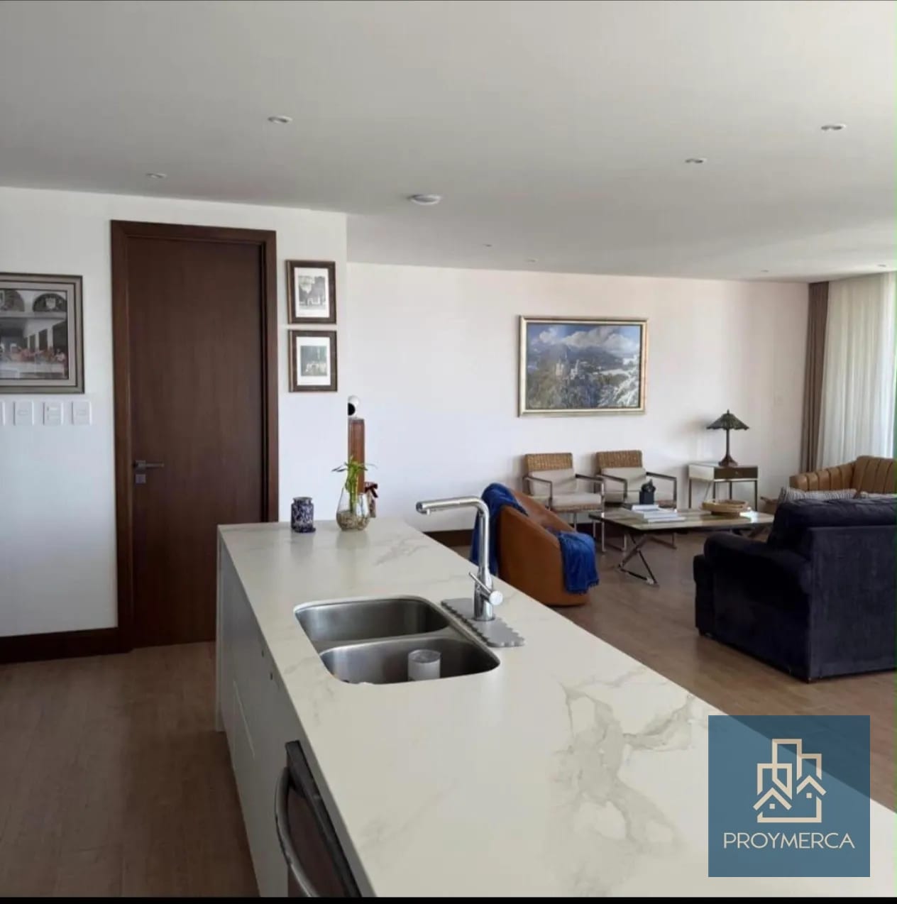 Amplio Apartamento en Venta Gaura zona 15 — Apartamento en Venta en Zona 15, Guatemala, Ciudad — foto 8 de 14