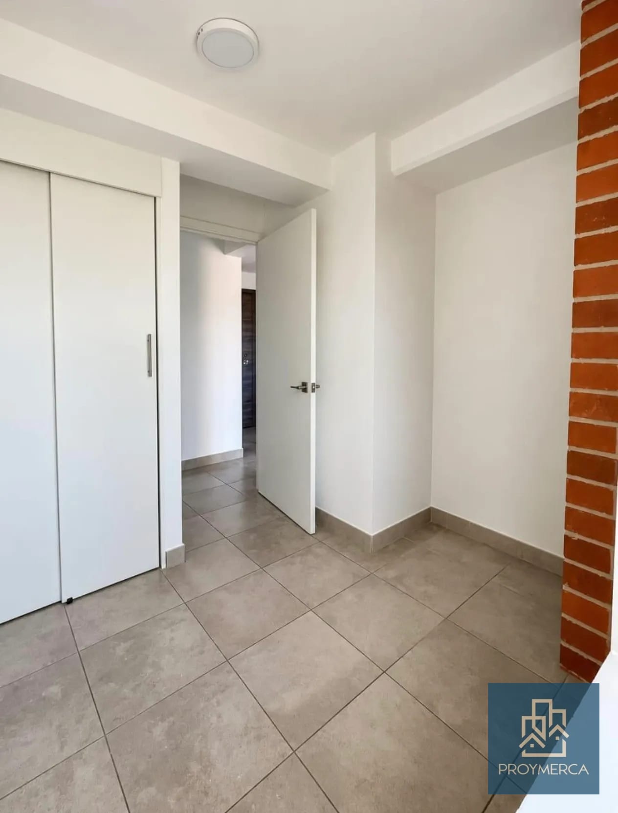 Apartamento en Alquiler Modra zona 4 — Apartamento en Alquiler en Zona 4, Guatemala, Ciudad — foto 6 de 11