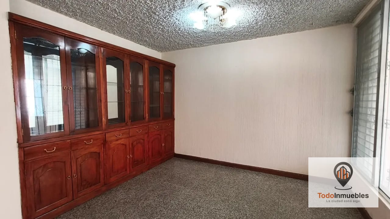 Casa en Renta en la Villa z14 — Casa en Alquiler en La Villa, Zona 14, Guatemala, Ciudad — foto 1 de 14