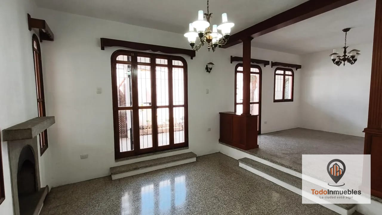 Casa en Venta en z7 — Casa en Venta en Zona 7, Guatemala, Ciudad — foto 2 de 17