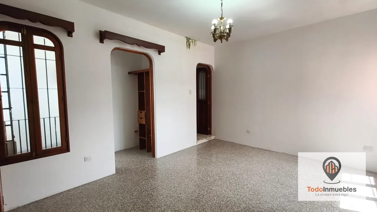 Casa en Venta en z7 — Casa en Venta en Zona 7, Guatemala, Ciudad — foto 8 de 17
