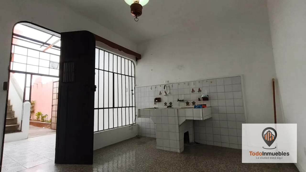 Casa en Venta en z7 — Casa en Venta en Zona 7, Guatemala, Ciudad — foto 13 de 17