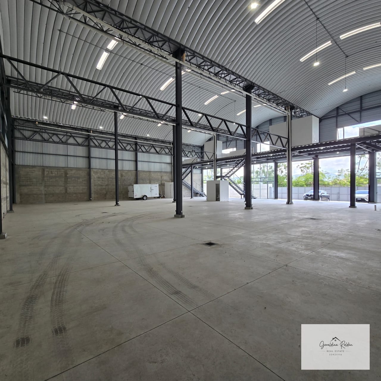Bodega industrial en venta por el Mayan Golf, con área de maniobras — Bodega / Ofibodega en Venta en Villa Canales, Guatemala, Ciudad — foto 1 de 7