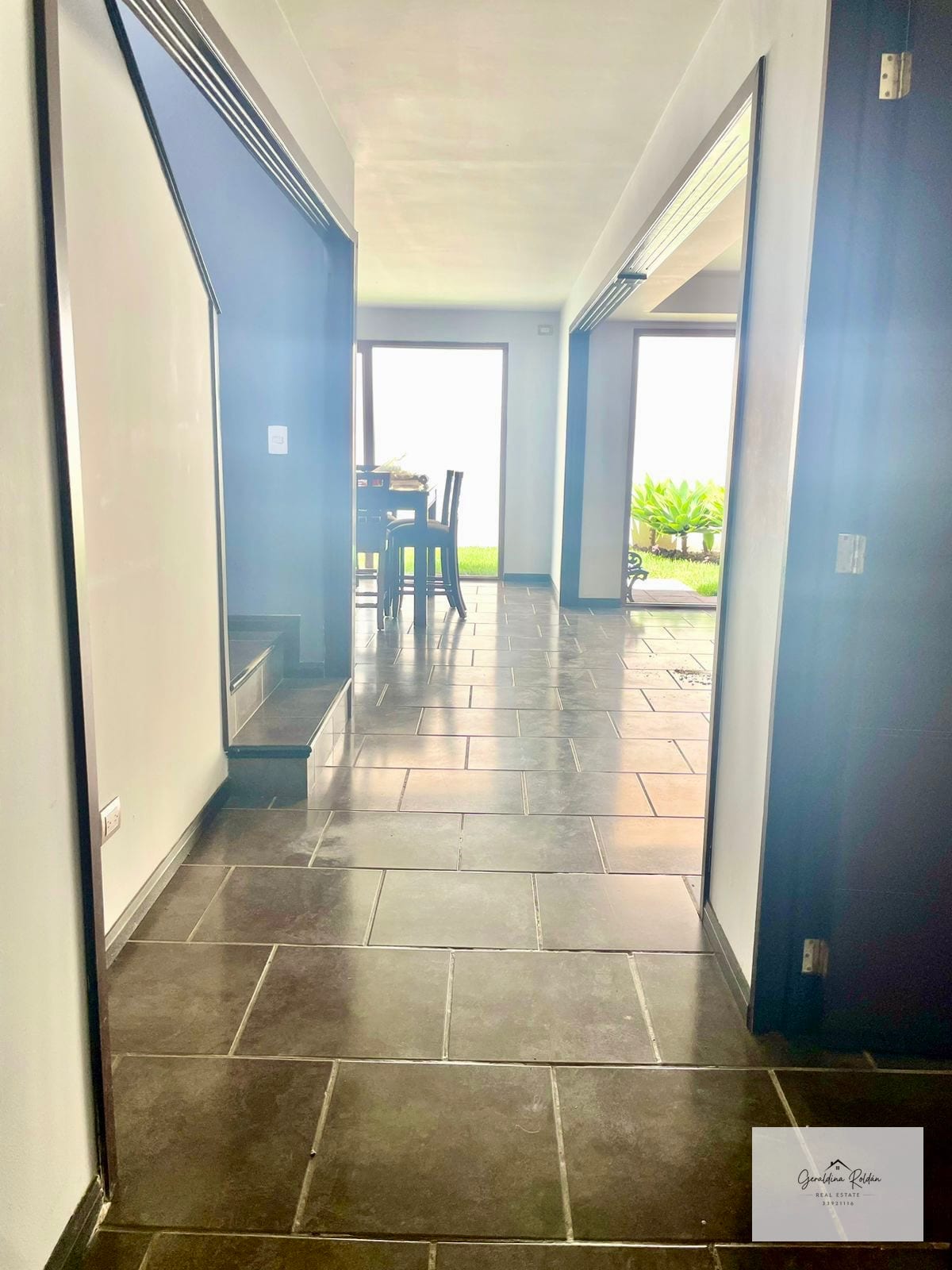 Cumbres de la arboleda en venta km 21.5CAES cuatro habitaciones — Casa en Venta en Carretera a El Salvador, Guatemala, Ciudad — foto 6 de 13