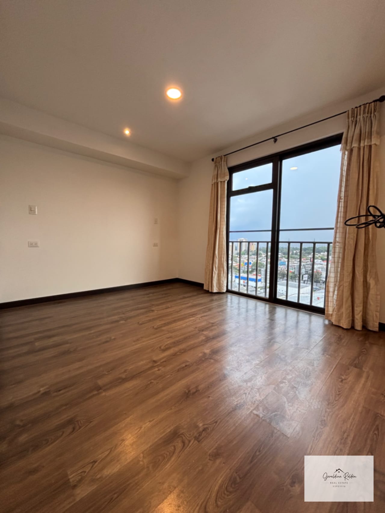 En venta Apartamento en DiFiori zona 7 tres habitaciones — Apartamento en Venta en Zona 7, Guatemala, Ciudad — foto 5 de 12