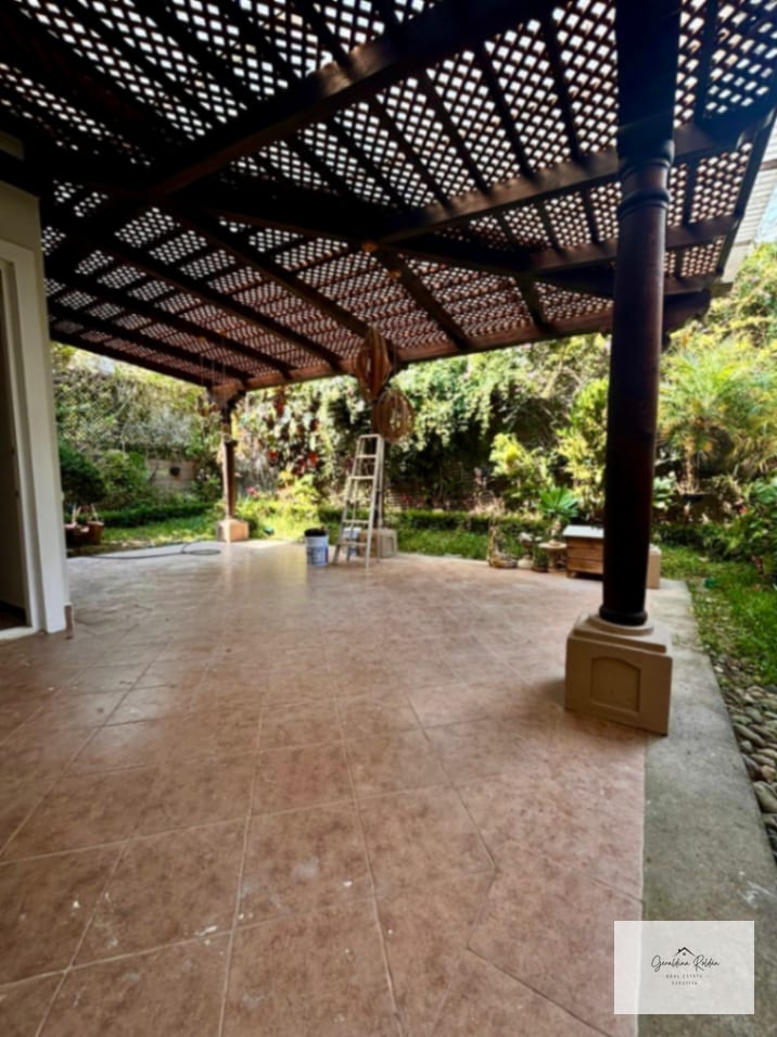 Casa en venta Villas de Entreverdes súper oportunidad — Casa en Venta en Villas de Entreverdes, Carretera a El Salvador, Guatemala, Ciudad — foto 4 de 13