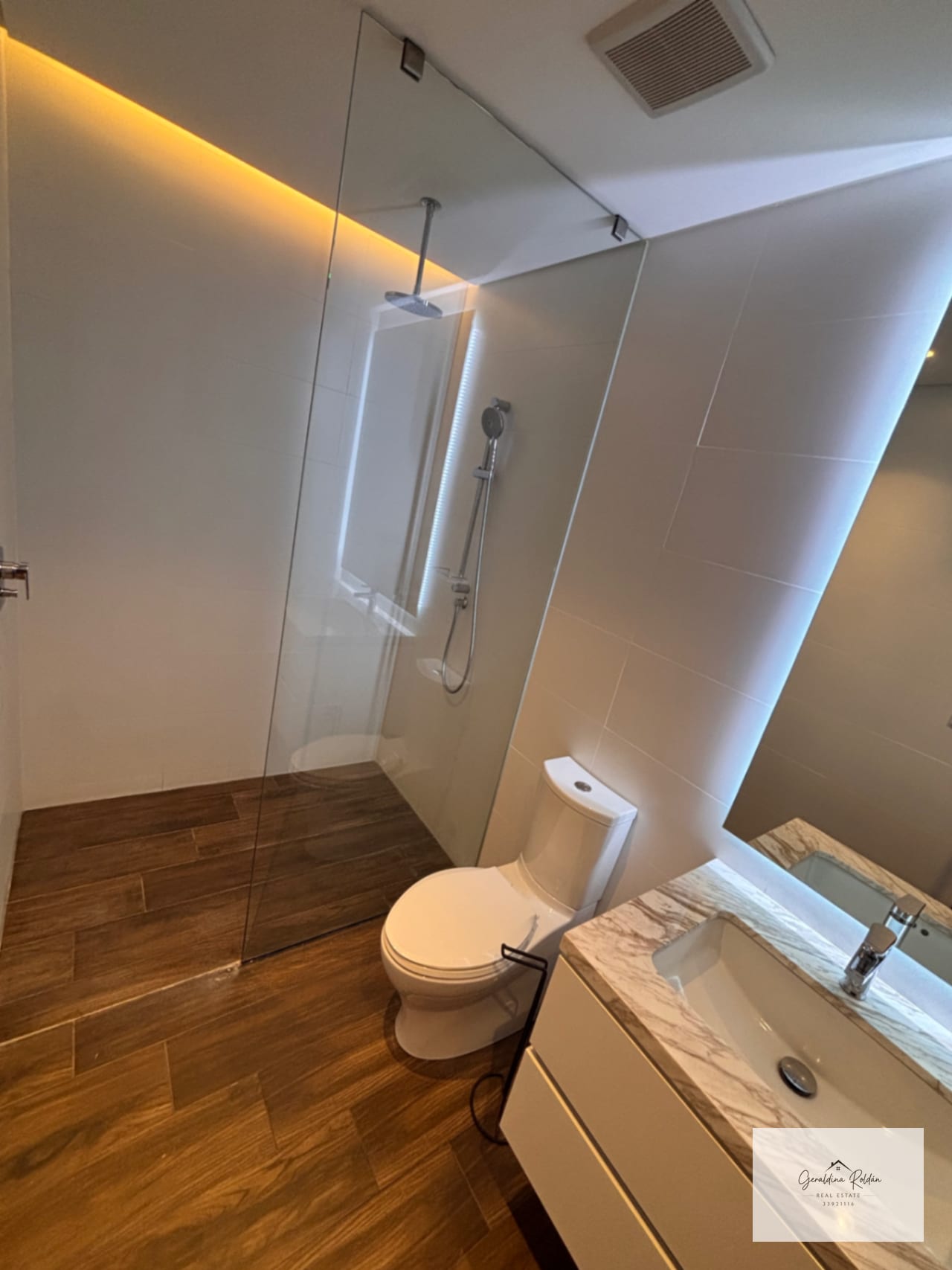 Ejecutivos!!! Apartamento semiamueblado en Avia z 10una habitación — Apartamento en Alquiler en Avia, Zona 10, Guatemala, Ciudad — foto 4 de 7