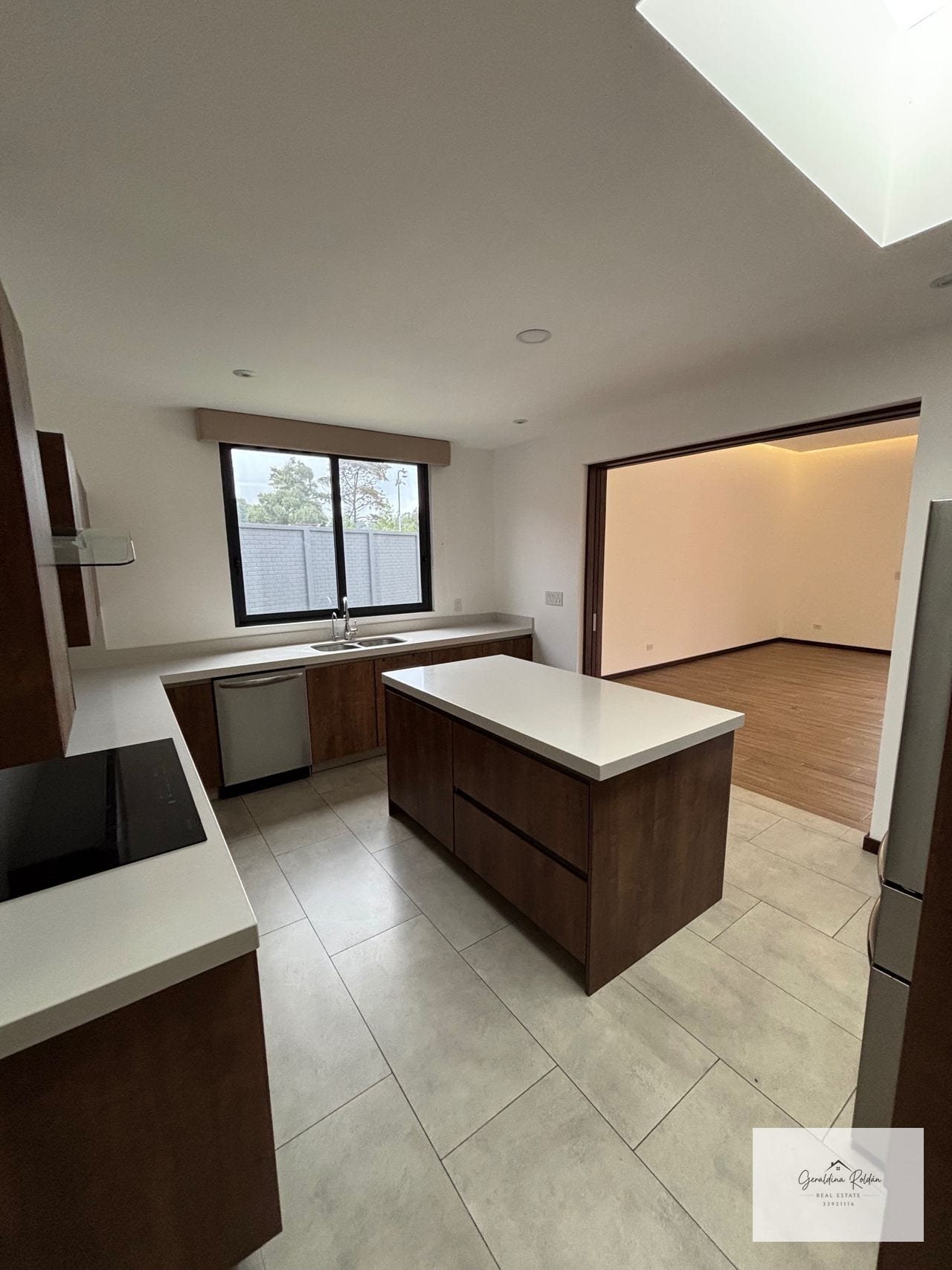Casa en renta un nivel tres habitaciones Condado Concepción — Casa en Alquiler en Condominio Dalias-Residencias Concepción., Carretera a El Salvador, Guatemala, Ciudad — foto 2 de 12