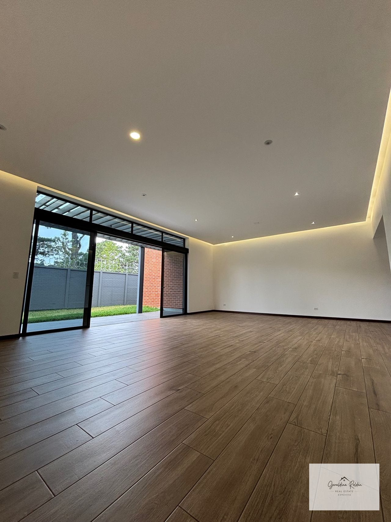 Casa en renta un nivel tres habitaciones Condado Concepción — Casa en Alquiler en Condominio Dalias-Residencias Concepción., Carretera a El Salvador, Guatemala, Ciudad — foto 1 de 12