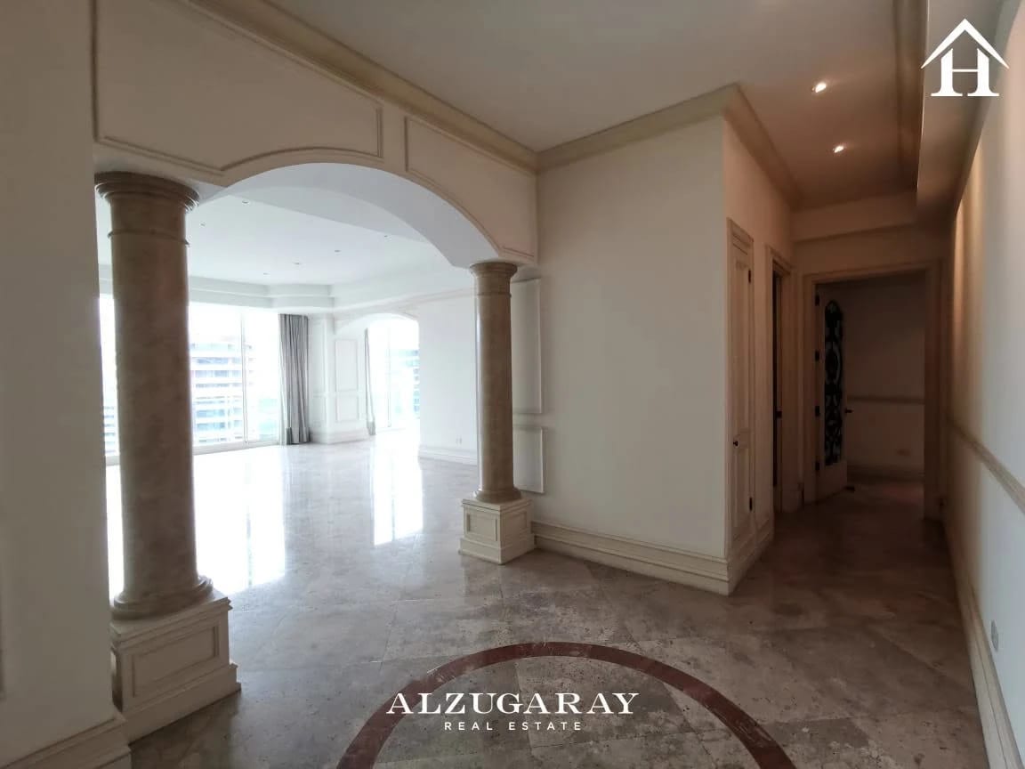 APTO. AMPLIO Y ELEGANTE 3 HAB. / VILLA RISHO, Z. 14 — Apartamento en Alquiler en Villa Risho, Zona 14, Guatemala, Ciudad — foto 2 de 7