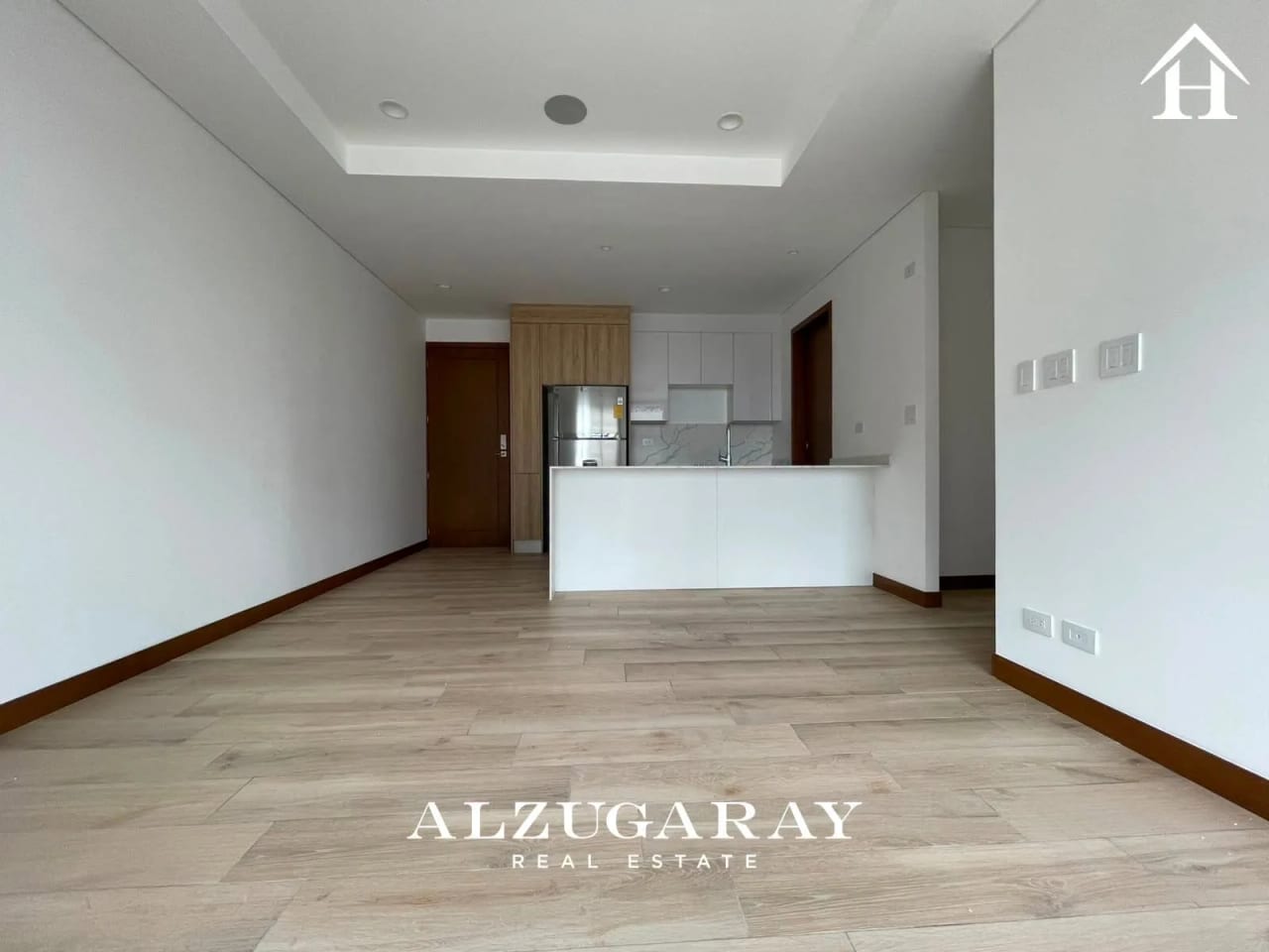 Apartamento en Renta 2 Hab. / Ferré Diez, Zona 10 — Apartamento en Alquiler en Ferré Diez, Zona 10, Guatemala, Ciudad — foto 2 de 8