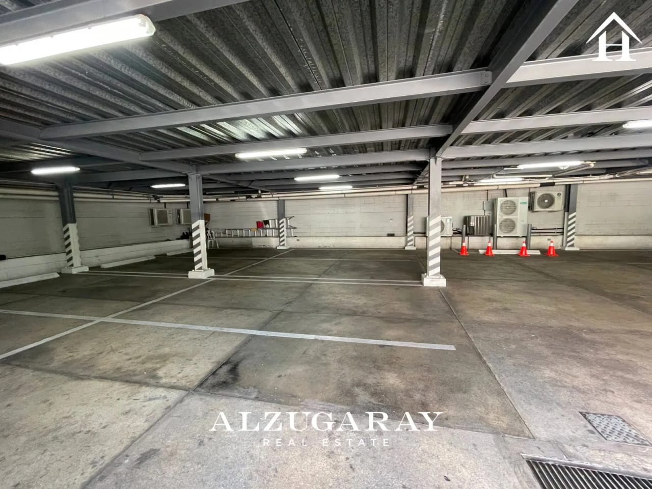 Local Comercial en Renta 111 MT2 | Plaza Comercial Z.14 — Local en Alquiler en Zona 14, Guatemala, Ciudad — foto 9 de 9