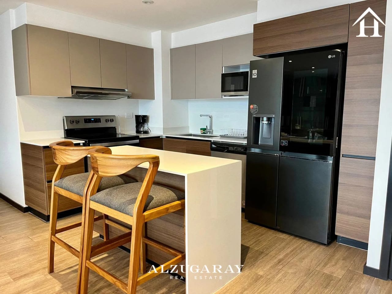 Apartamento en Venta 3 Hab| Edificio IQ10 Zona 10 — Apartamento en Venta en IQ10, Zona 10, Guatemala, Ciudad — foto 2 de 7