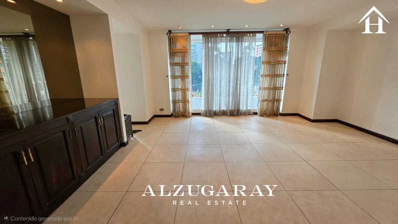 Apartamento Nivel Completo en Renta 3 Hab. | Edificio Antiguo Z.10 — Apartamento en Alquiler en Zona 10, Guatemala, Ciudad — foto 3 de 9