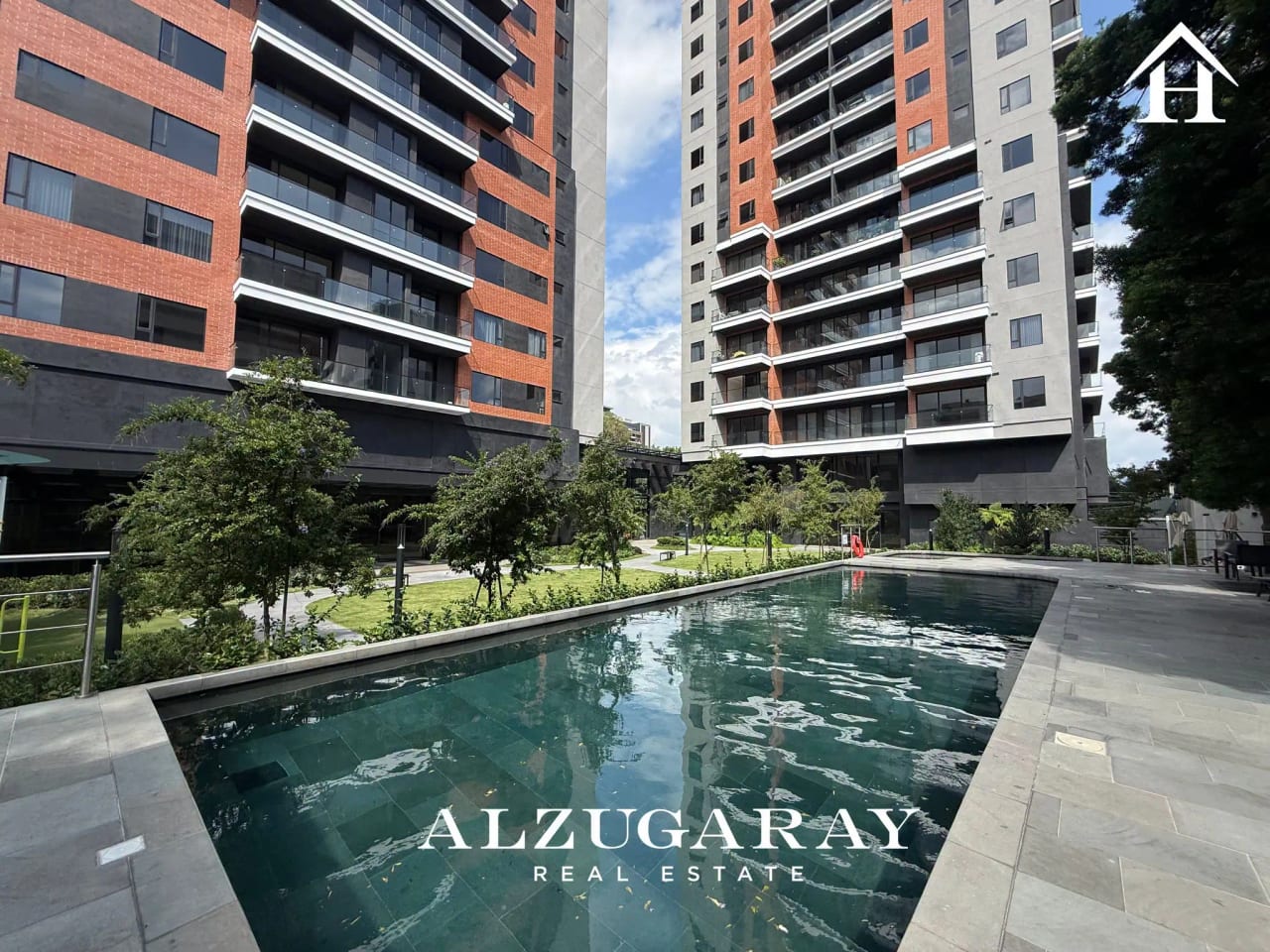Apartamento en Renta 3 Hab. | Ferre Diez Z.10 — Apartamento en Alquiler en Ferré Diez, Zona 10, Guatemala, Ciudad — foto 1 de 9