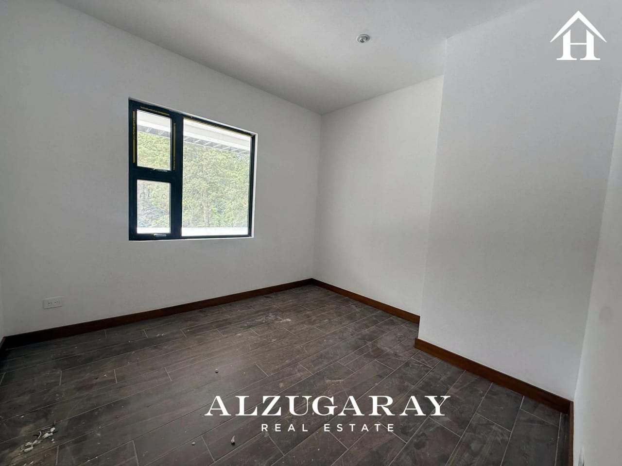 Casa Minimalista para Estrenar 4 Hab.| Santa Rosalia CAES — Casa en Venta en Santa Rosalia La Laguna, Carretera a El Salvador, Guatemala, Ciudad — foto 8 de 10