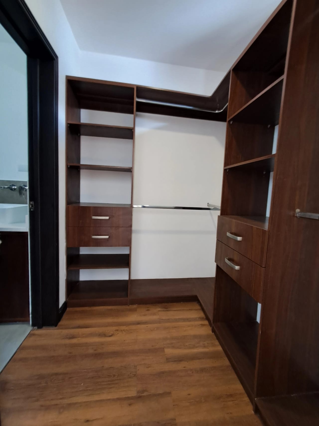 Casa Venta Lomas de San Isidro — Casa en Venta en Lomas de San Isidro, Zona 16, Guatemala, Ciudad — foto 8 de 14