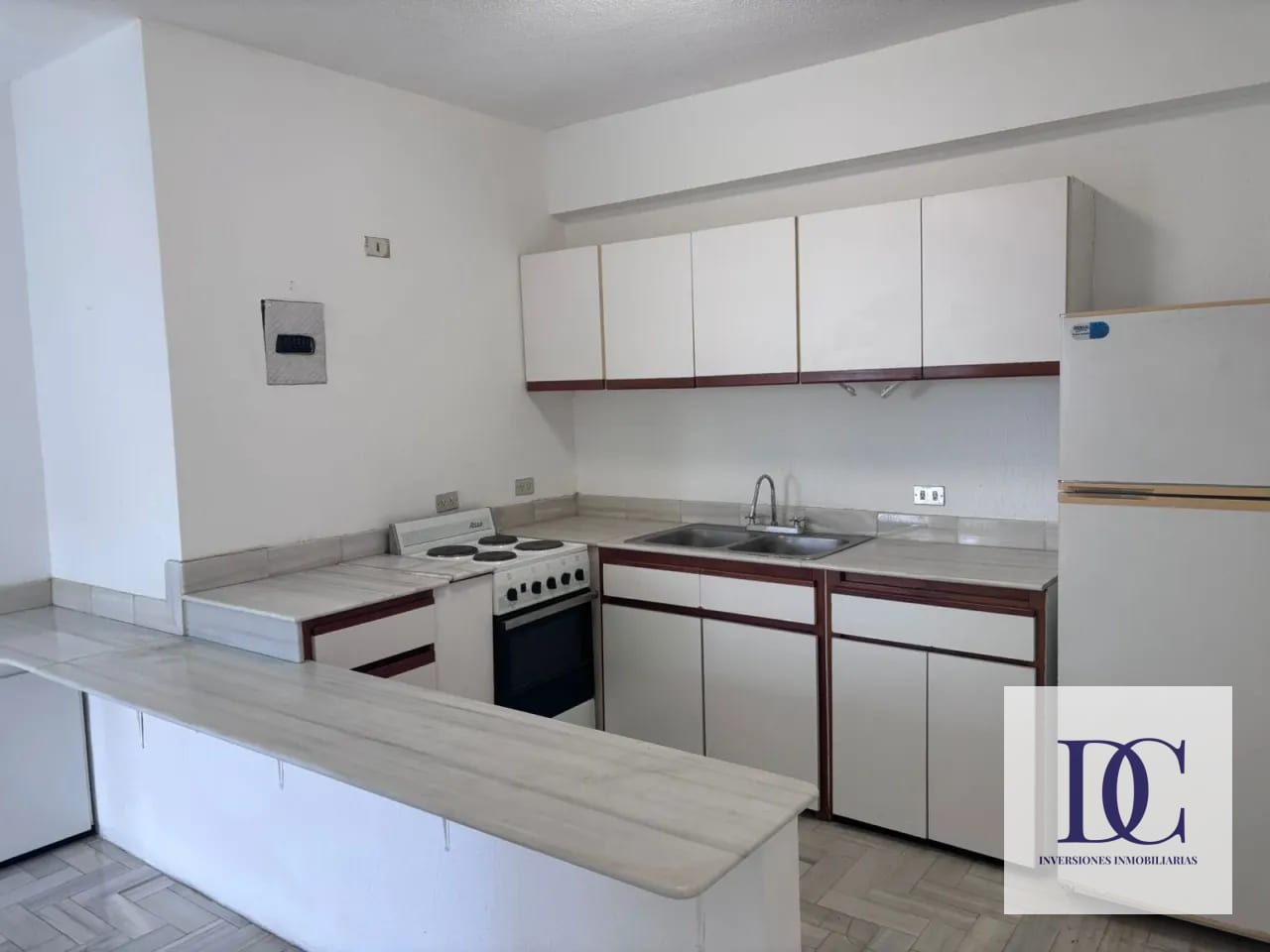 📍 APARTAMENTO EN RENTA – 2 HAB + LÍNEA BLANCA | ANDES DE LA MONTAÑA | ZONA 16 — Apartamento en Alquiler en Zona 16, Guatemala, Ciudad — foto 2 de 15