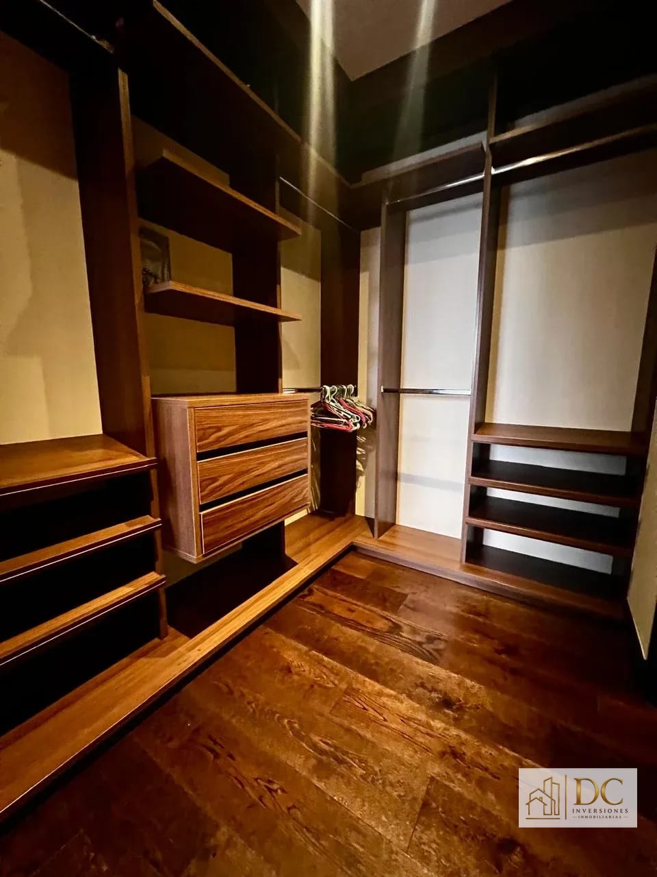 đ Apartamento Amueblado en Renta â 2 Hab + BalcĂłn | Santa InĂ©s del Parque | Zona 14 â Apartamento en Alquiler en Santa InĂ©s del Parque, Zona 14, Guatemala, Ciudad â foto 8 de 16