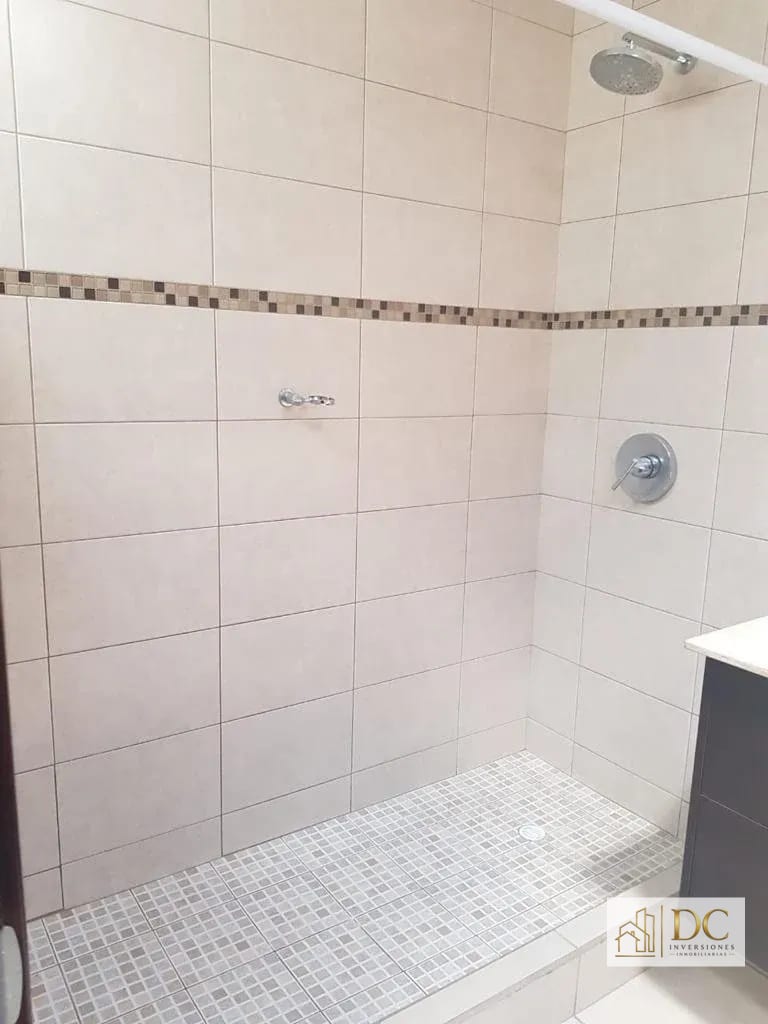 📍 CASA EN RENTA – 3 HAB + JARDÍN Y SALA FAMILIAR | ENSENADA DE SAN ISIDRO | ZONA 16 — Casa en Alquiler en Ensenada de San Isidro, Zona 16, Guatemala, Ciudad — foto 11 de 14