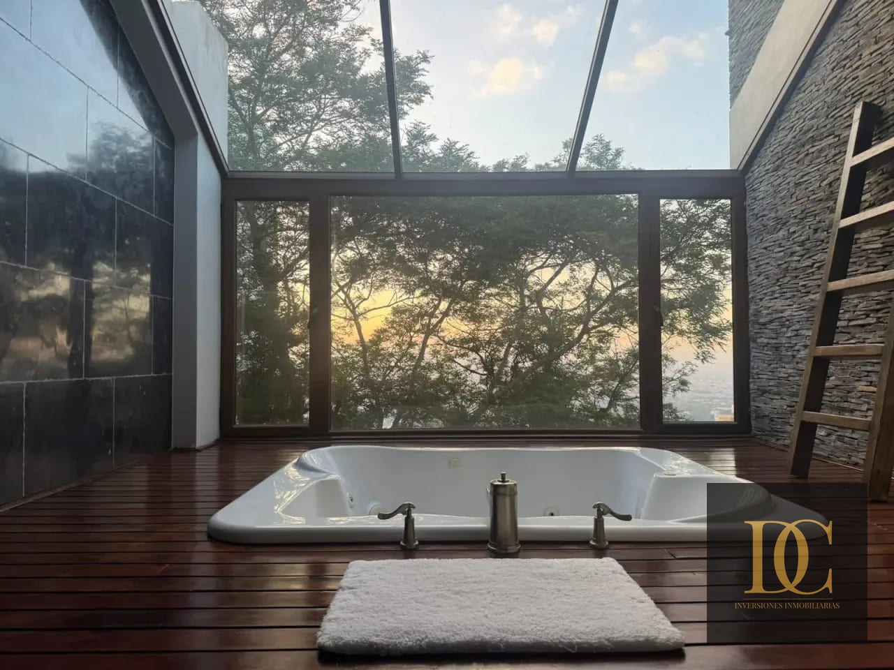 đcasa en Venta â 3 Hab + Vista Espectacular | Montebello II | Carretera a el Salvador â Casa en Venta en Montebello II, Carretera a El Salvador, Guatemala, Ciudad â foto 7 de 15