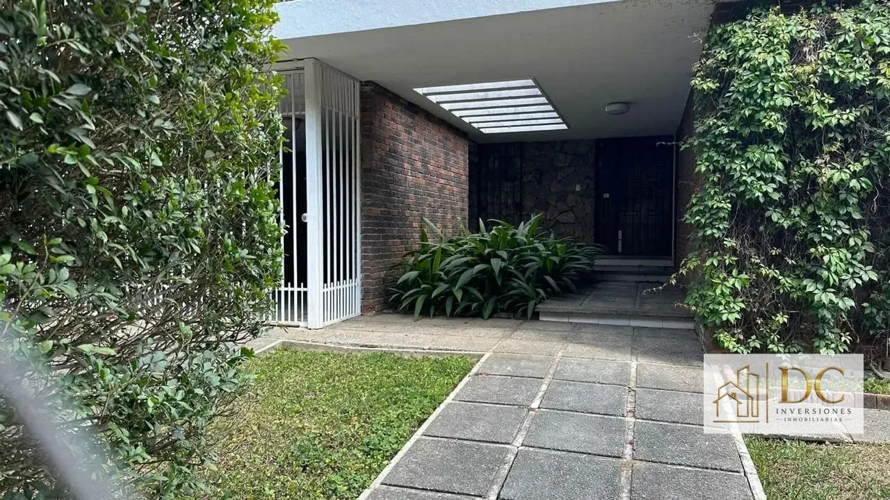 📍 CASA EN RENTA – 3 HAB + JARDÍN | VISTA HERMOSA I | ZONA 15 — Casa en Alquiler en Vista Hermosa I, Zona 15, Guatemala, Ciudad — foto 1 de 17