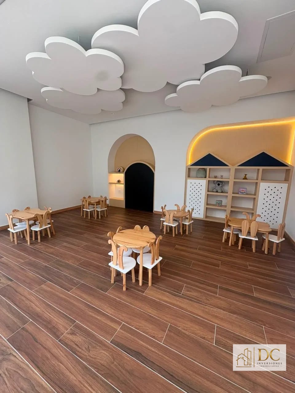 📍 APARTAMENTO EN RENTA – 3 HAB + LÍNEA BLANCA + NIVEL ALTO | ATARAH | ZONA 10 — Apartamento en Alquiler en Atarah, Zona 10, Guatemala, Ciudad — foto 12 de 15