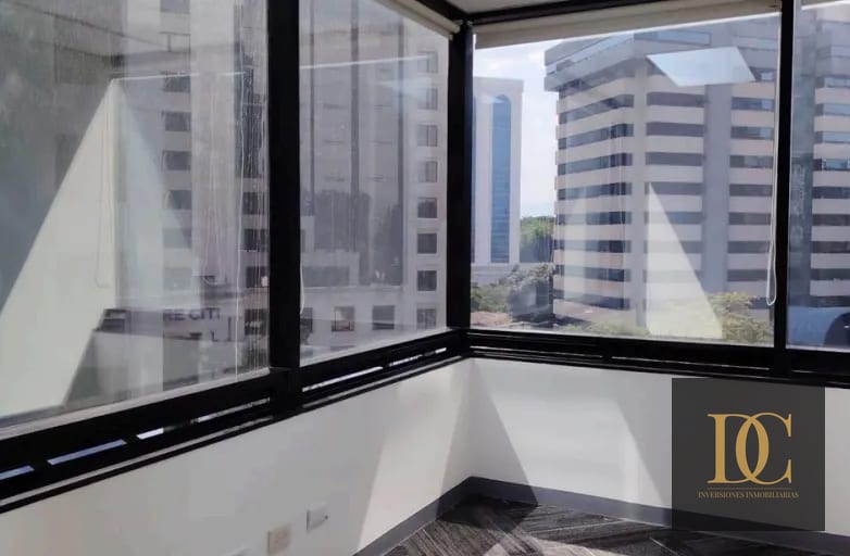 📍 Oficina en Renta – 86 M² | Murano Center | Zona 10 — Oficina en Alquiler en Murano Center, Zona 10, Guatemala, Ciudad — foto 3 de 9
