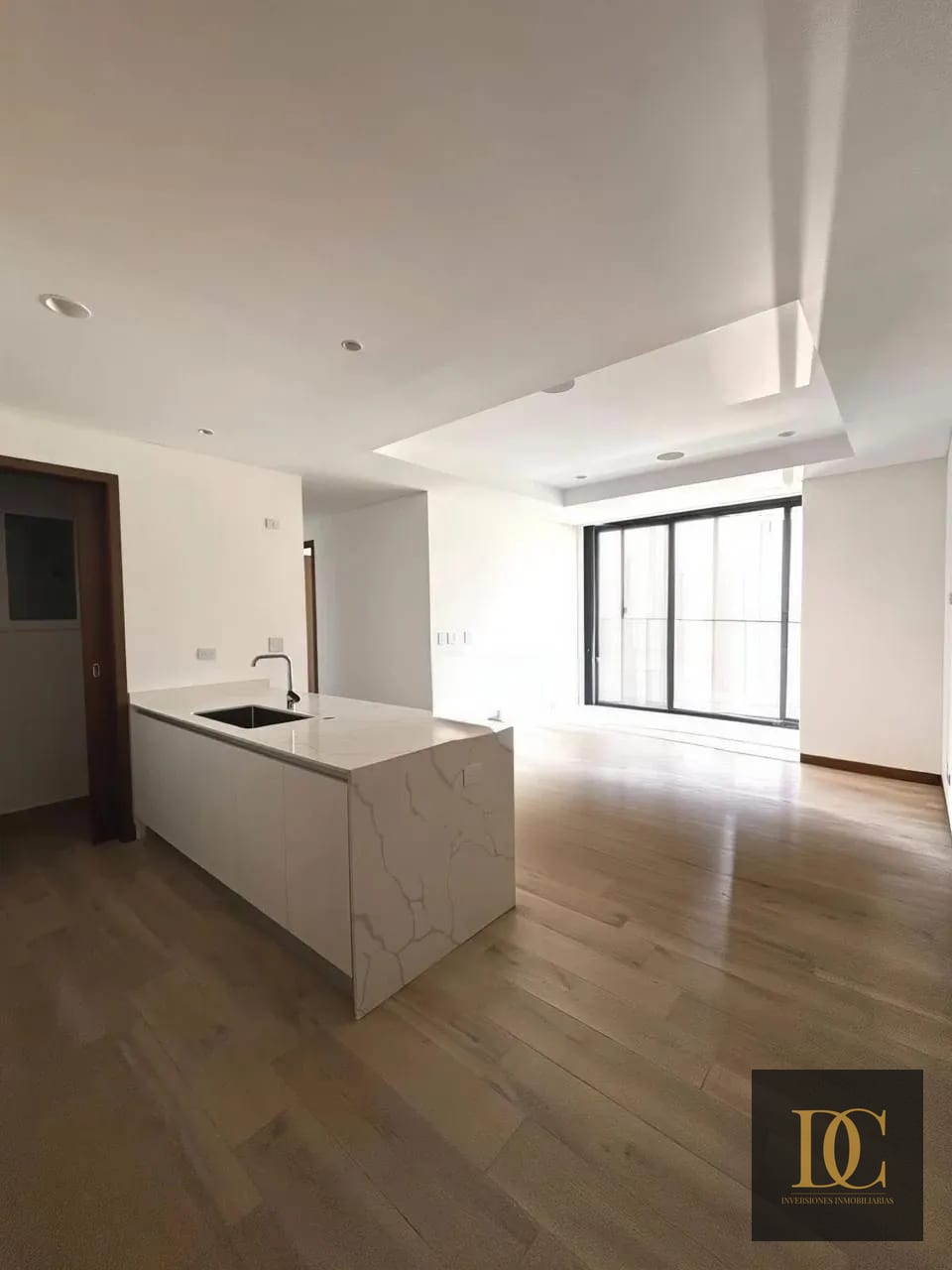 📍 Apartamento en Alquiler – 2 Hab | Ferre Diez, Zona 10 — Apartamento en Alquiler en Ferré Diez, Zona 10, Guatemala, Ciudad — foto 2 de 12
