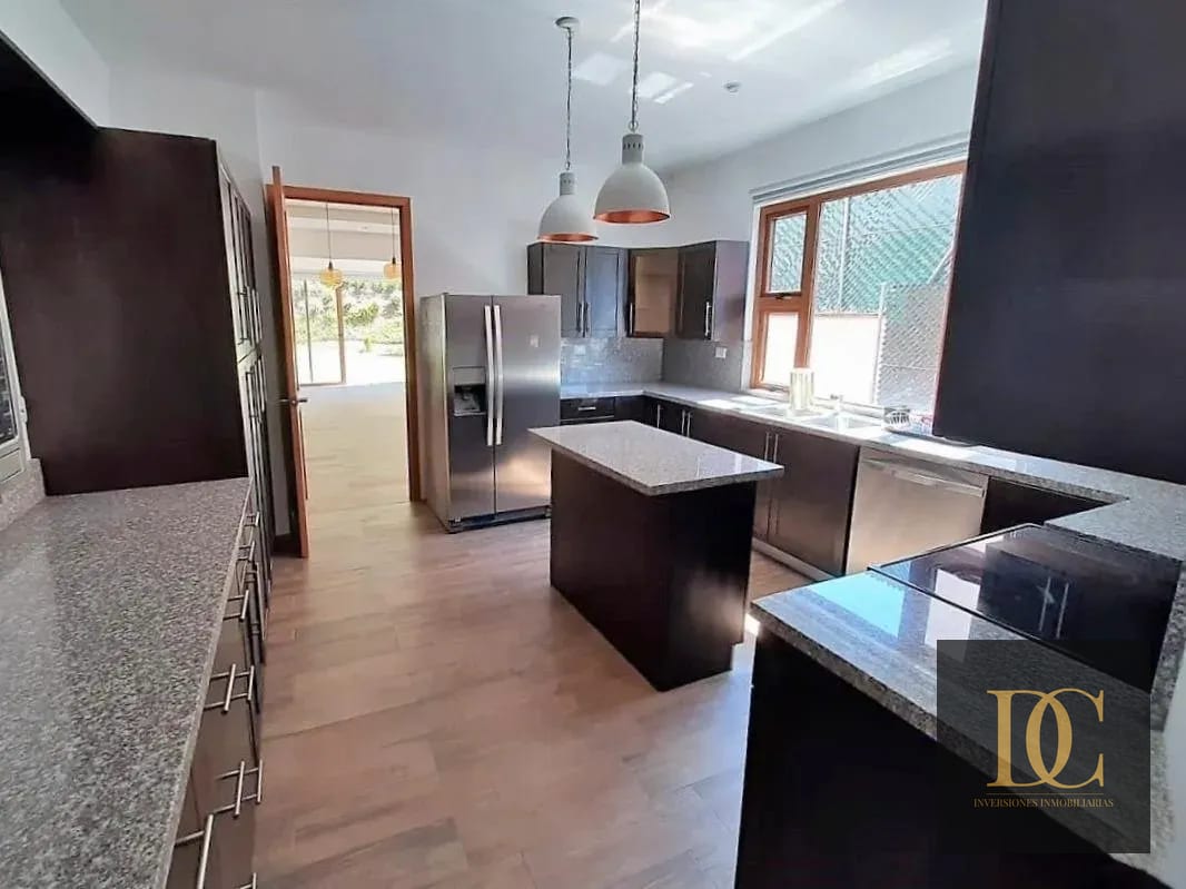 📍 Casa en Renta – 4 Hab + Jardín | Residencial Alto Valle | KM. 12.5 — Casa en Alquiler en Alto Valle, Carretera a El Salvador, Guatemala, Ciudad — foto 5 de 11