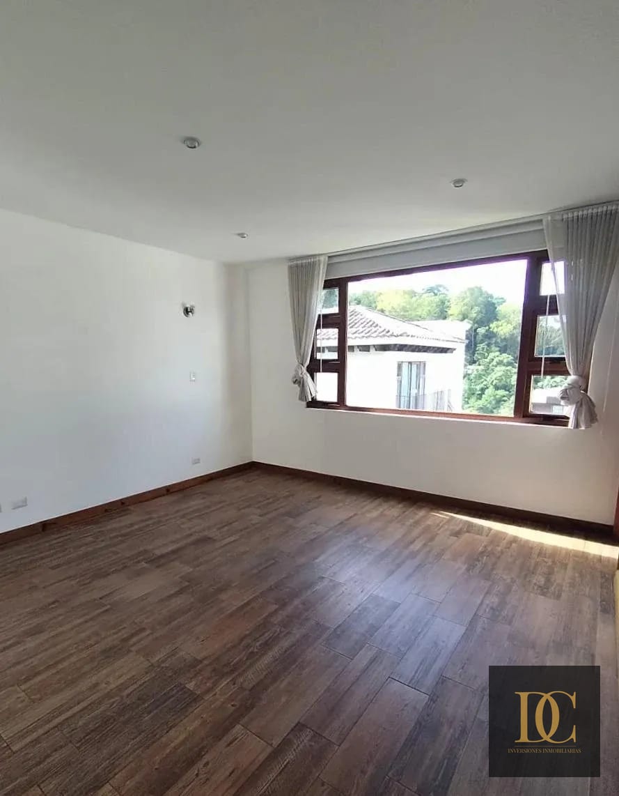 📍 Casa en Renta – 4 Hab + Jardín | Residencial Alto Valle | KM. 12.5 — Casa en Alquiler en Alto Valle, Carretera a El Salvador, Guatemala, Ciudad — foto 7 de 11