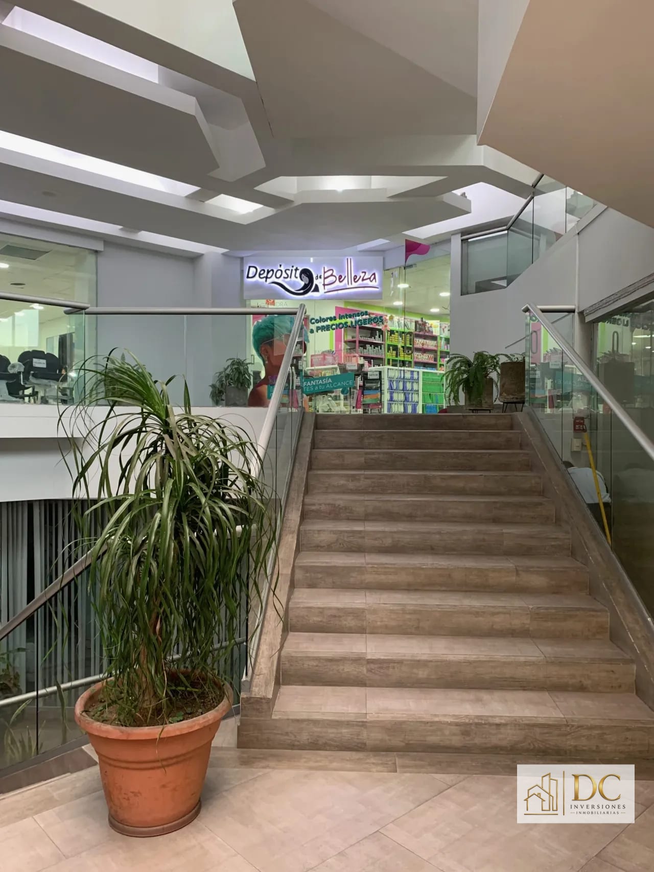 📍 Oficina en Renta – 183 M² |edificio Murano Center | Zona 10 — Oficina en Alquiler en Murano Center, Zona 10, Guatemala, Ciudad — foto 4 de 11
