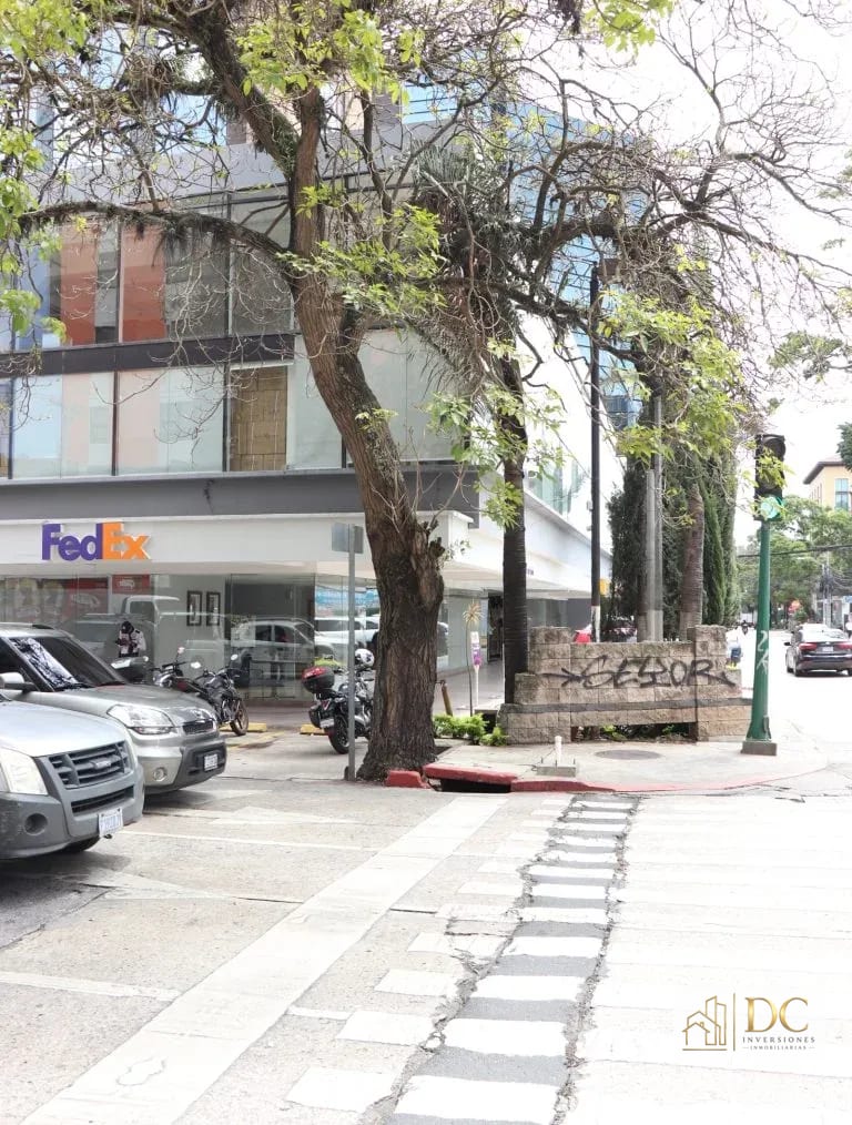 📍 Oficina en Renta – 183 M² |edificio Murano Center | Zona 10 — Oficina en Alquiler en Murano Center, Zona 10, Guatemala, Ciudad — foto 9 de 11