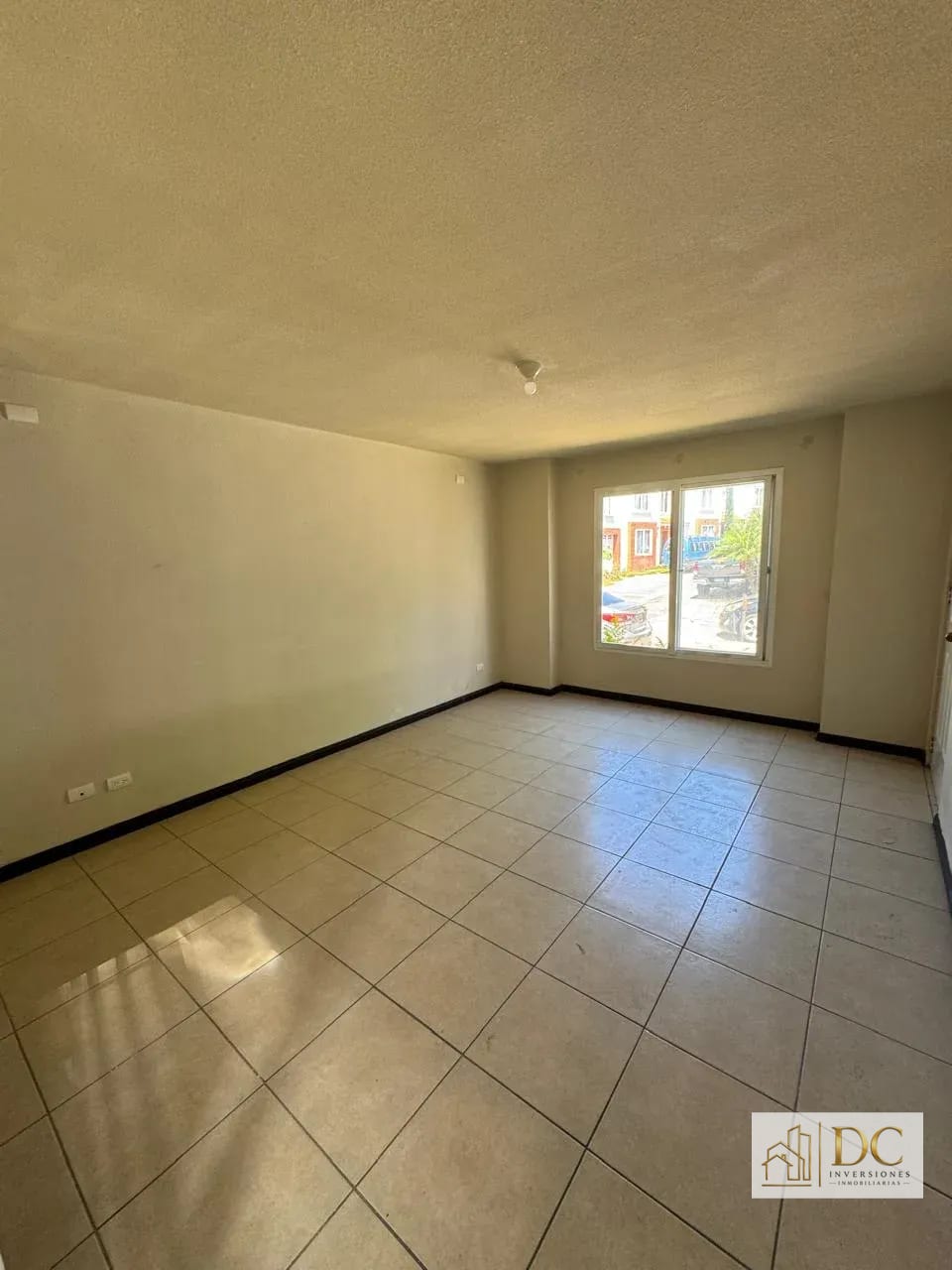 đ Casa en Venta â 3 Hab + JardĂn Amplio | las Luces | KM. 13.5 CAES â Casa en Venta en Las Luces, Carretera a El Salvador, Guatemala, Ciudad â foto 4 de 11