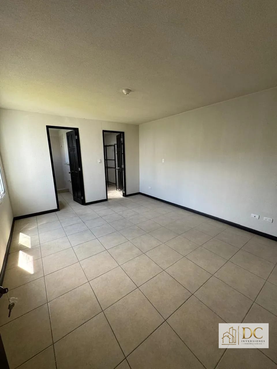 đ Casa en Venta â 3 Hab + JardĂn Amplio | las Luces | KM. 13.5 CAES â Casa en Venta en Las Luces, Carretera a El Salvador, Guatemala, Ciudad â foto 8 de 11