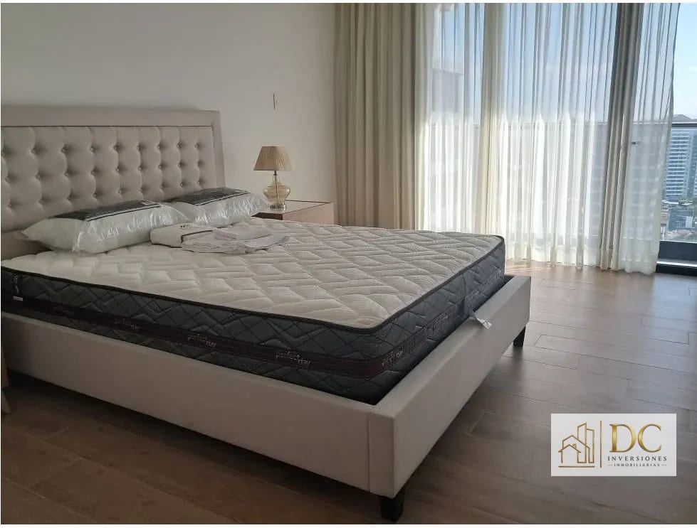 📍 Apartamento Amueblado en Renta – 2 Hab + Estudio | Gaura | Zona 15 — Apartamento en Alquiler en Gaura, Zona 15, Guatemala, Ciudad — foto 7 de 17